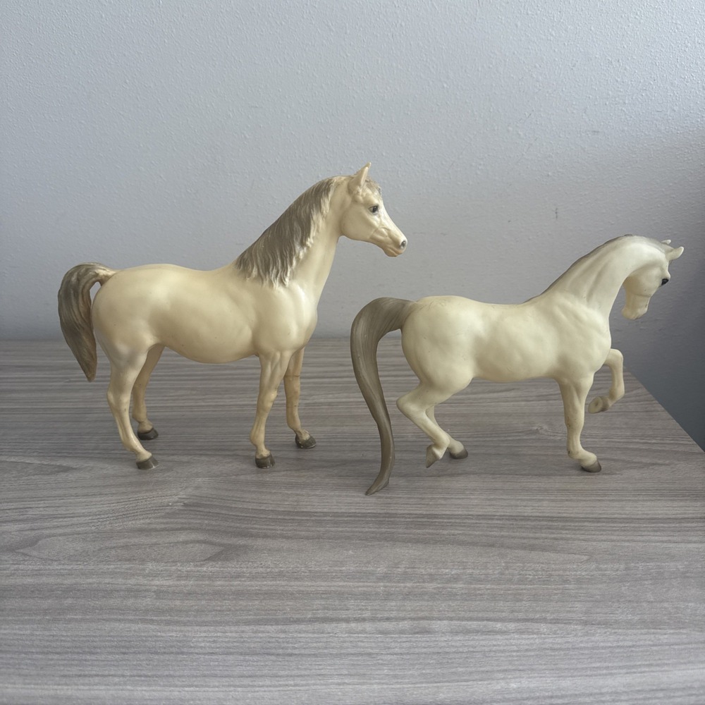 Vintage Bryer White Horses Lot Of 2 Running Standing Toy Collectibles